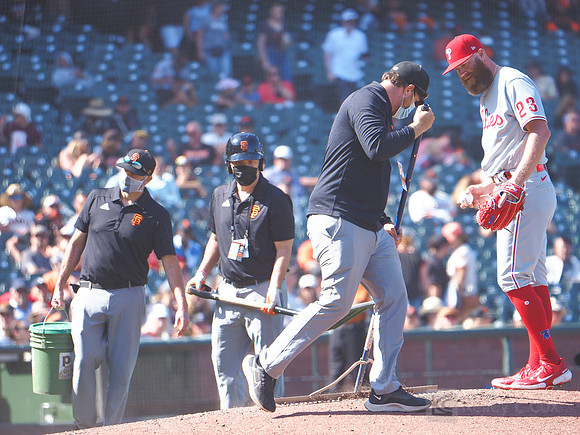 MLB: Philadelphia Phillies at San Francisco Giants