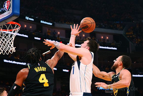 NBA: Playoffs-Dallas Mavericks at Golden State Warriors