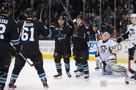 NHL: Pittsburgh Penguins at San Jose Sharks
