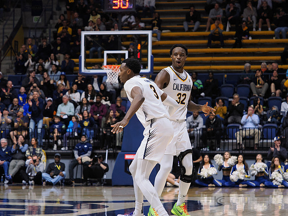 Keonte Kennedy (3), Jalen Celestine (32)