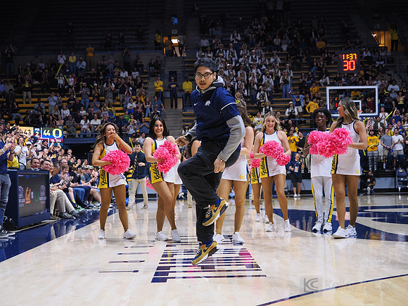 Mens Basketball: California Golden Bears vs Oregon Ducks