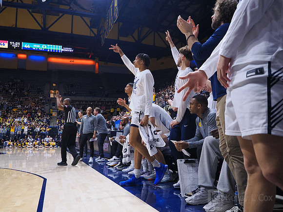 Mens Basketball: California Golden Bears vs Oregon Ducks