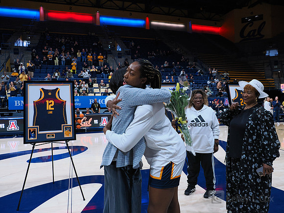 Ugonne (Michelle) Onyiah (0)