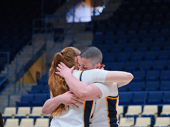 Ornela Muca (31), Ioanna Krimili (32)