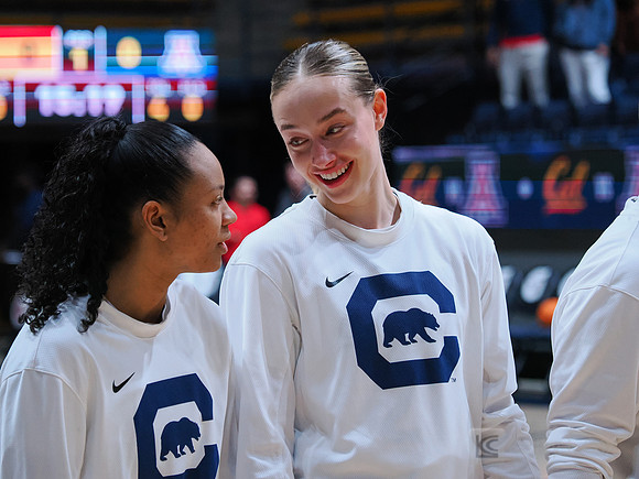 Leilani McIntosh (1), Mia Mastrov (21)