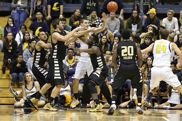 NCAA Basketball: Oakland at California