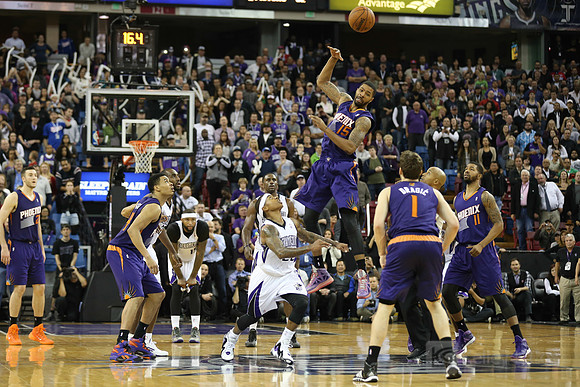 NBA: Phoenix Suns at Sacramento Kings