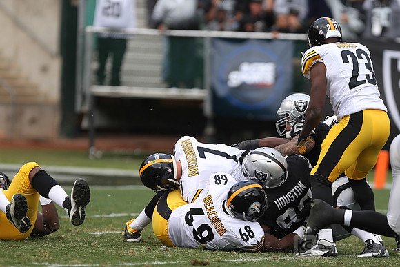 NFL: Pittsburgh Steelers at Oakland Raiders