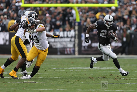NFL: Pittsburgh Steelers at Oakland Raiders