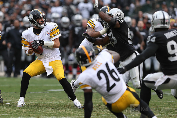 NFL: Pittsburgh Steelers at Oakland Raiders