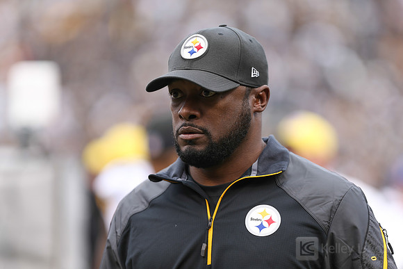 NFL: Pittsburgh Steelers at Oakland Raiders