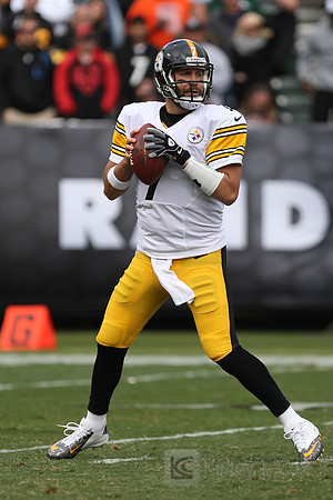 NFL: Pittsburgh Steelers at Oakland Raiders