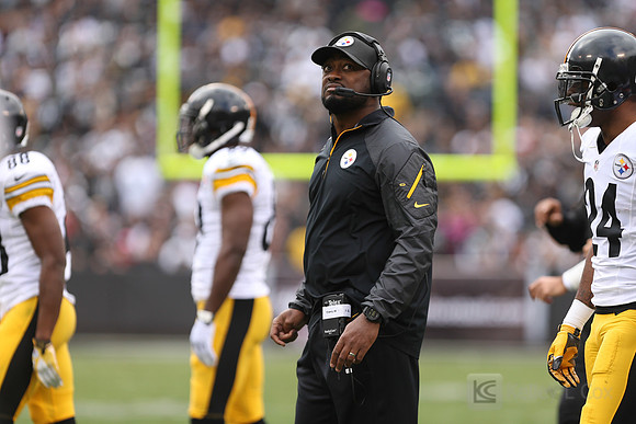 NFL: Pittsburgh Steelers at Oakland Raiders