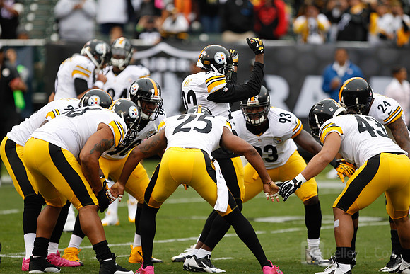 NFL: Pittsburgh Steelers at Oakland Raiders
