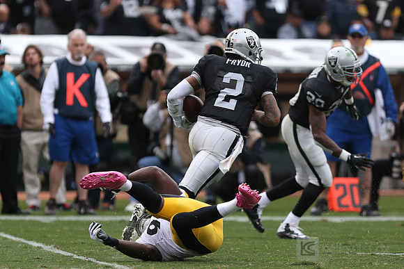 NFL: Pittsburgh Steelers at Oakland Raiders