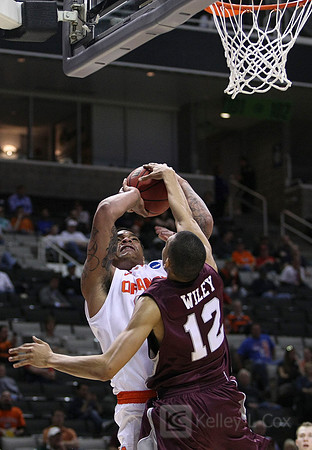 NCAA Basketball: NCAA Tournament-Syracuse vs Montana