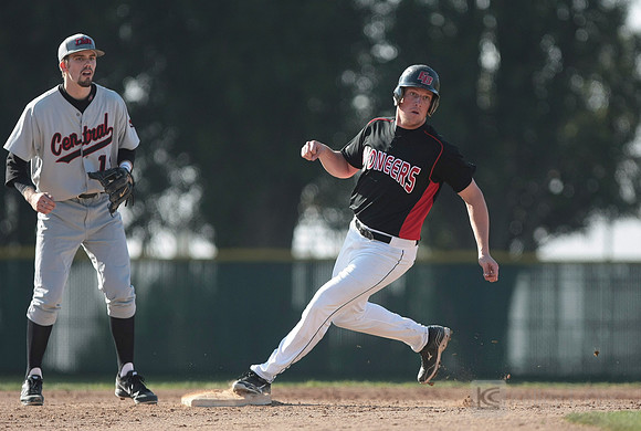 NCAA Baseball: Central Washington at CSUEB