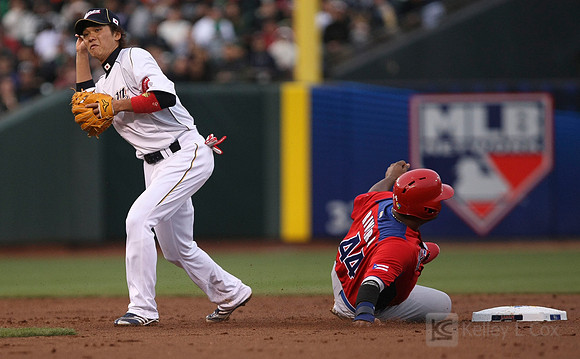 Baseball: World Baseball Classic-Puerto Rico vs Japan