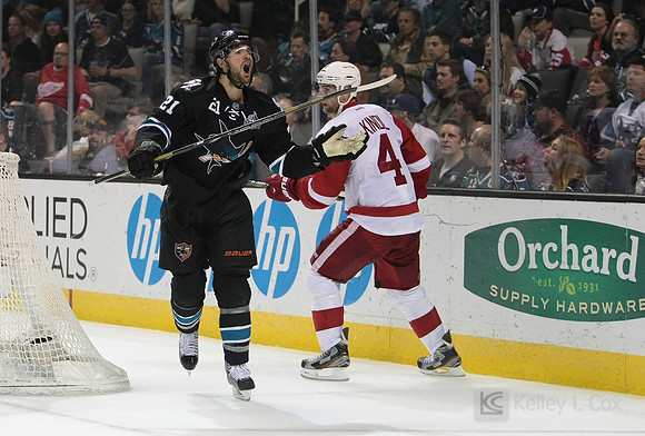 NHL: Detroit Red Wings at San Jose Sharks