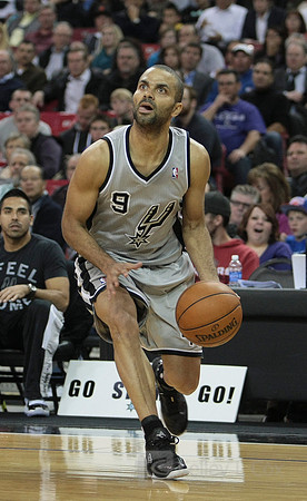 NBA: San Antonio Spurs at Sacramento Kings