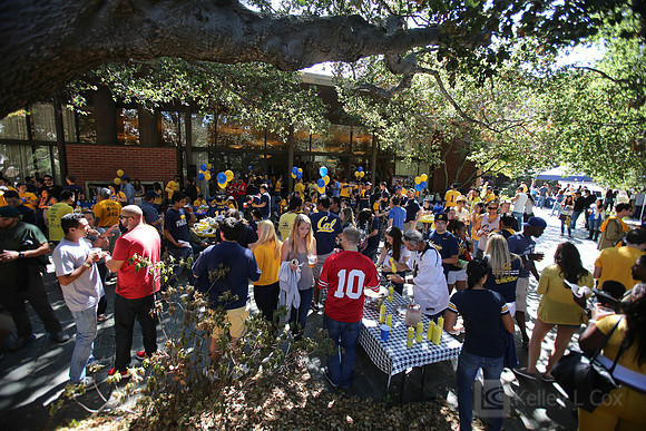 CAA: Alumni Tailgate