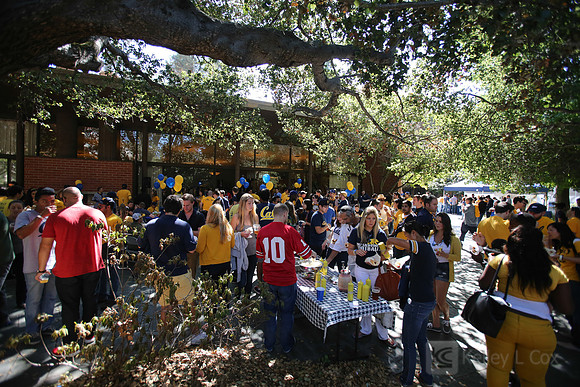 CAA: Alumni Tailgate