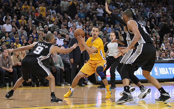 NBA: San Antonio Spurs at Golden State Warriors