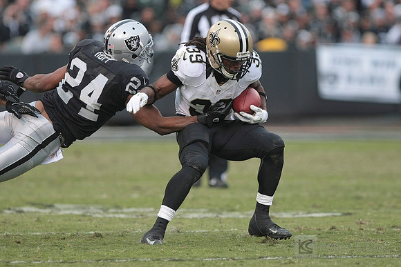 NFL: New Orleans Saints at Oakland Raiders
