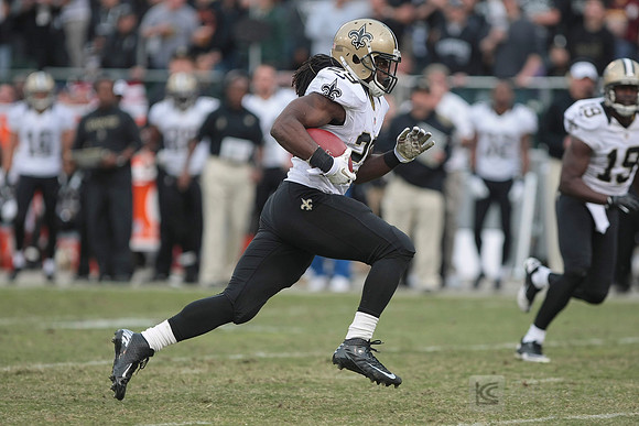 NFL: New Orleans Saints at Oakland Raiders