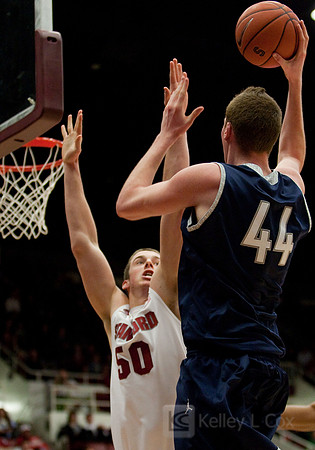 NCAA MEN'S BASKETBALL 2010 - Dec 28 - Yale at Stanford