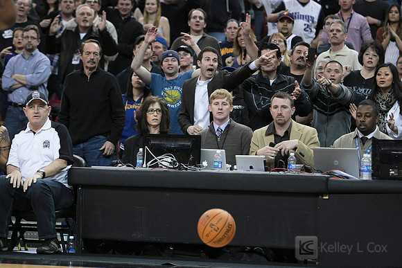 NBA: Golden State Warriors at Sacramento Kings