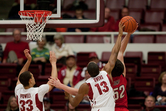 NCAA MEN'S BASKETBALL 2011 - March 01 - Seattle at Stanford