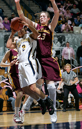 Alexis Gray-Lawson, Kirsten Thompson