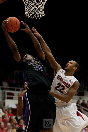 NCAA MEN'S BASKETBALL 2011 - Jan 13 - Washington at Stanford