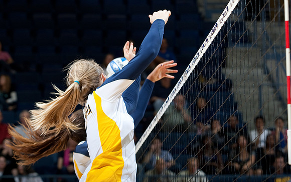 Cal Volleyball vs Washington State