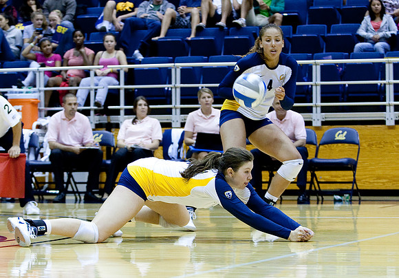 Cal Volleyball vs Washington State