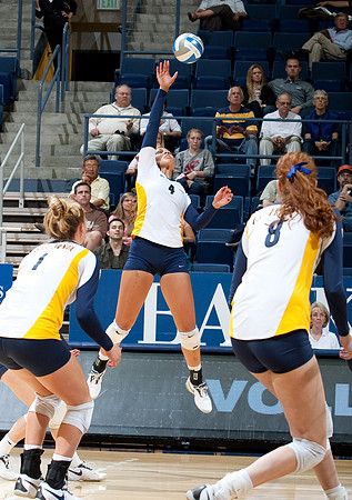 Cal Volleyball vs Washington State