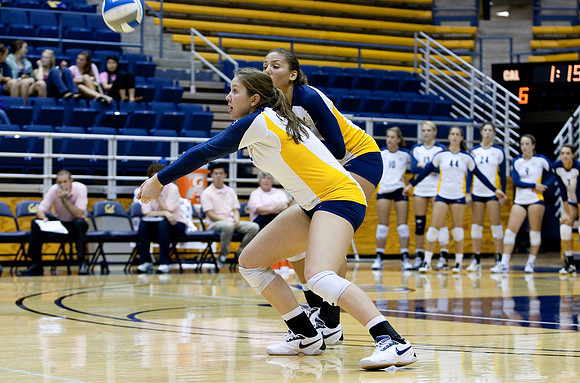 Cal Volleyball vs Washington State