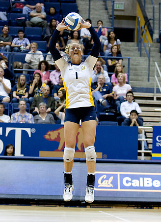 Cal Volleyball vs Washington State
