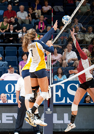 Cal Volleyball vs Washington State