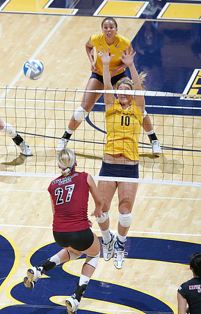 Cal Volleyball vs New Mexico