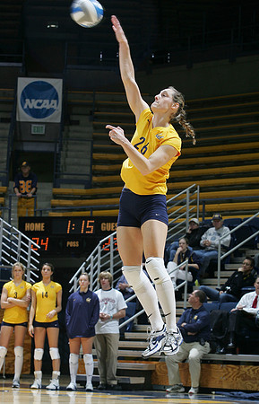 Cal Volleyball vs New Mexico