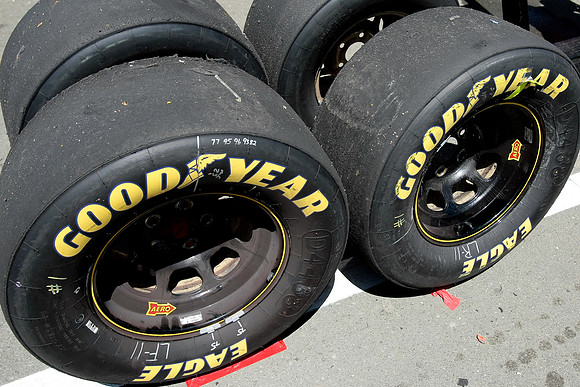 NASCAR Sprint Cup Series: Toyota/Save Mart 350