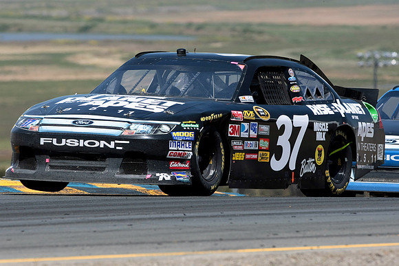NASCAR Sprint Cup Series: Toyota/Save Mart 350