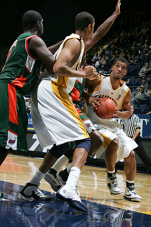 California Men's Basketball vs Texas-Pan American