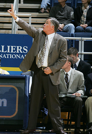 California Men's Basketball vs Texas-Pan American