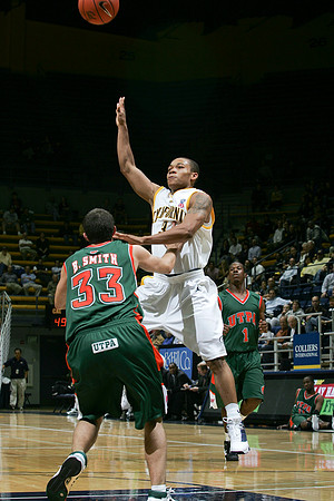 California Men's Basketball vs Texas-Pan American