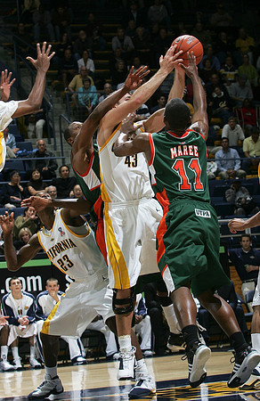 California Men's Basketball vs Texas-Pan American