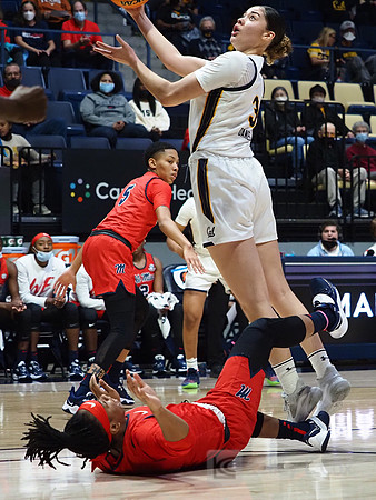 Dalayah Daniels (#3)