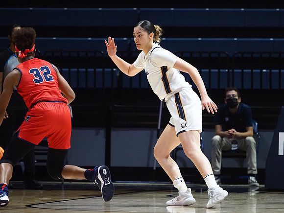 Dalayah Daniels (#3)